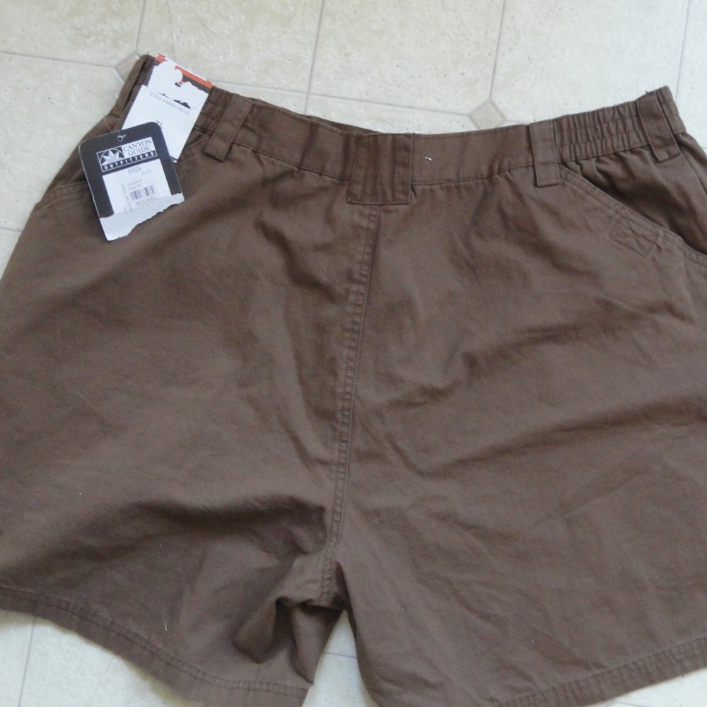 Canyon Guide Cargo Brown Shorts~NWT~XL~multi pockets, elastic waist 40-42